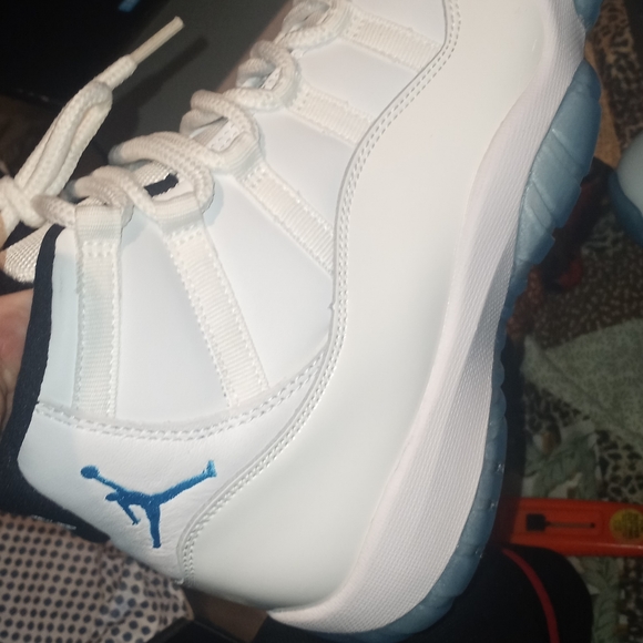 Jordan Jubilee 11s & white legend blue 11s - Picture 10 of 10